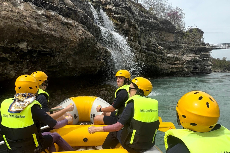 Tirana/Durrës/Permet: Vjosa River Rafting & Thermal Baths From Permet
