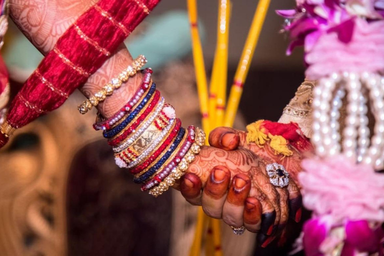 Delhi: immergetevi nella cultura indiana con un vivace matrimonio indùDelhi: immergiti nella cultura indiana con un vivace matrimonio indù