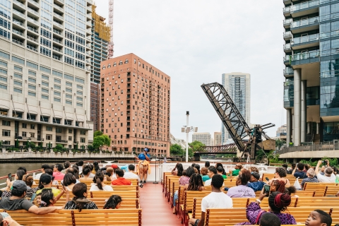 Chicago : Architecture River Cruise Skip-the-Ticket Line (en anglais)Lieu de rendez-vous Navy Pier