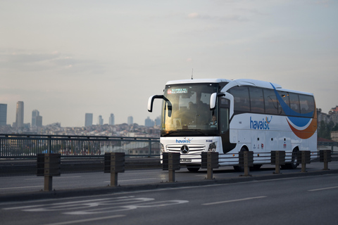 Istanbul: navetta aeroportuale 24 ore su 24, 7 giorni su 7 da/per IST - SultanahmetDa/Per Aeroporto di Istanbul (IST) - Sultanahmet (Città Vecchia)