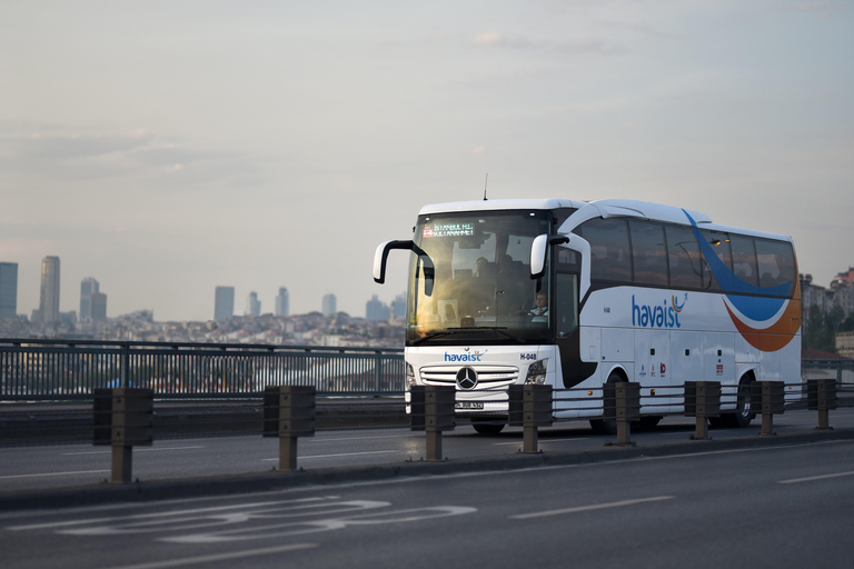 Istanbul: navetta aeroportuale 24 ore su 24, 7 giorni su 7 da/per IST - SultanahmetDa/Per Aeroporto di Istanbul (IST) - Sultanahmet (Città Vecchia)