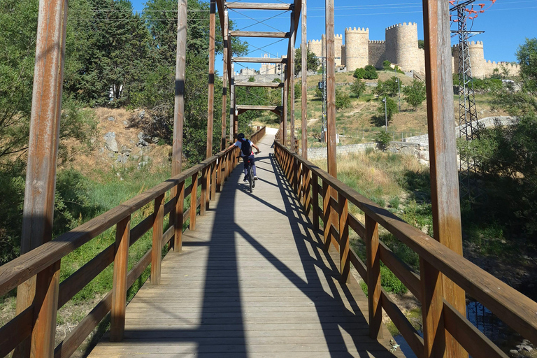 Ávila: E-Bike Sightseeing Tour - History and Nature