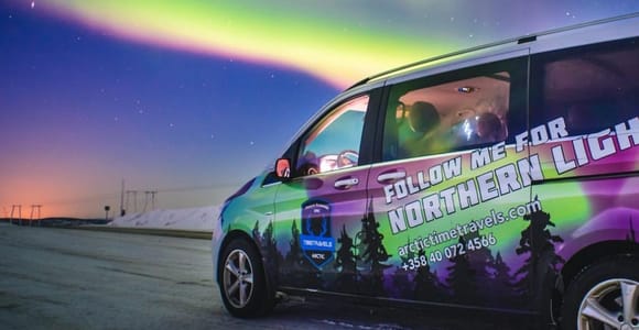 Saariselkä: Aurora Hunting Photography Tour