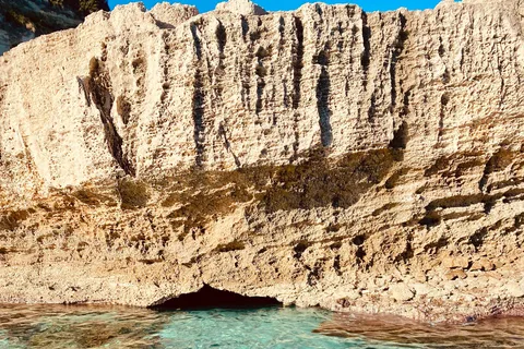 Tropea: Snorkeling Excursion by Dinghy with Aperitif