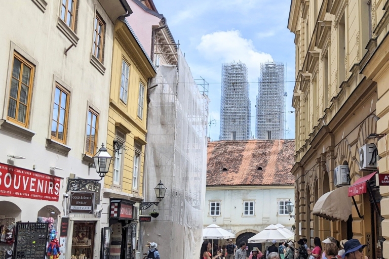 Zagreb: Paseo autoguiado por lugares destacados e idílicos