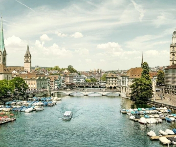 Zürich: Byrundtur, cruise og besøk hos Lindt Home of Chocolate