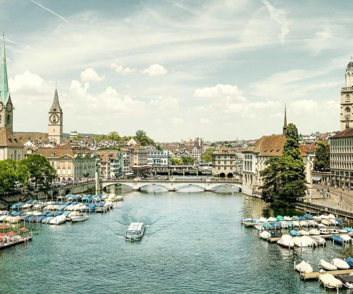 Zürich: City Tour, Cruise, and Lindt Home of Chocolate Visit