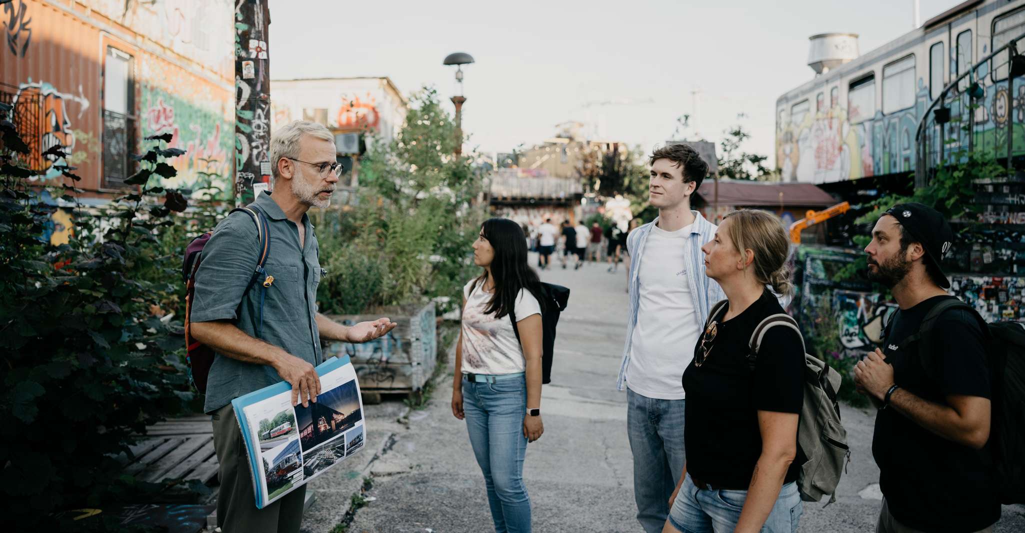Hidden Architectural Gems of Munich (Max. 16 guests) photo 12