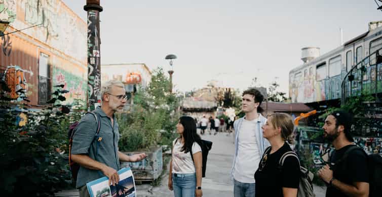Hidden Architectural Gems of Munich (Max. 16 guests) photo 12