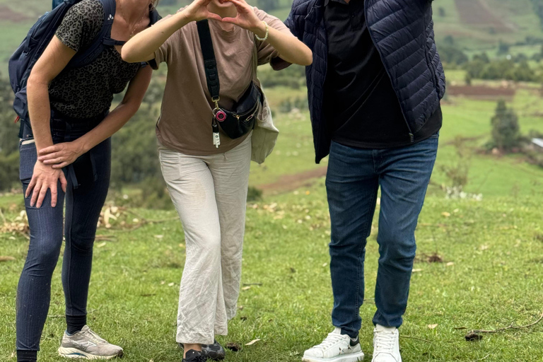 Addis Ababa: Mount Entoto Hike, Injera & Hyena Experience