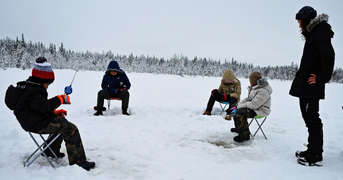 Rovaniemi: Ice Fishing, Private Sauna & Salmon Soup | GetYourGuide