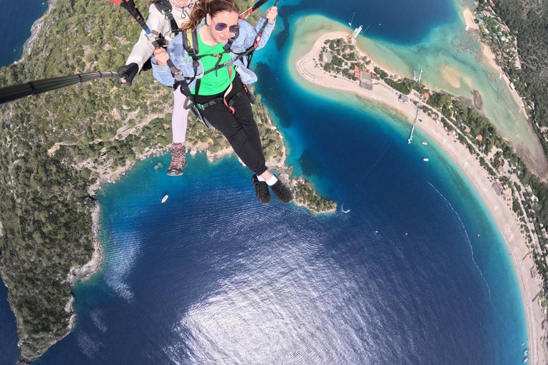 Tandem Paragliding in Fethiye, Oludeniz | Female Pilot
