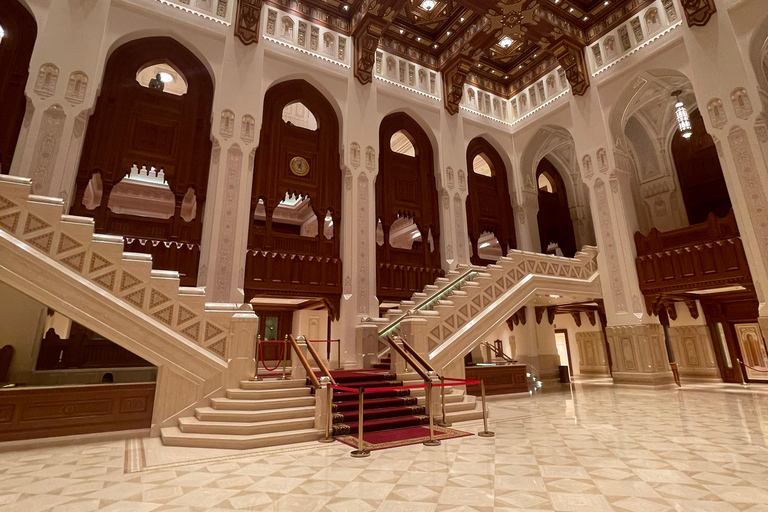 Muscat: Half-Day City Tour With Pickup & drop-off Muscat: Private City Tour - Luxury Mercedes