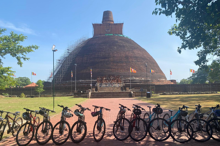 Sri Lanka 14-Day Small-Group Cycling Tour