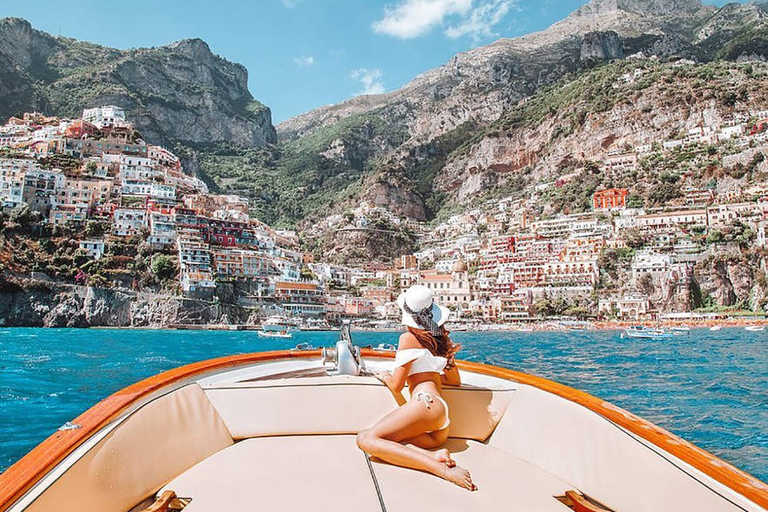 从那不勒斯港出发：庞贝与波西塔诺一日游从那不勒斯港出发：一日游前往庞贝和波西塔诺