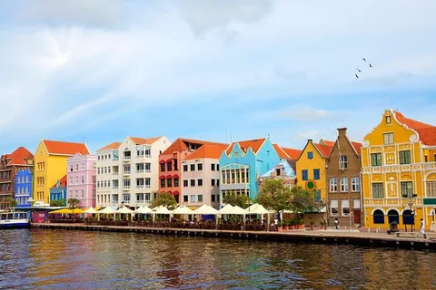 Curacao: Full Day Private Tour with Customizable Itinerary