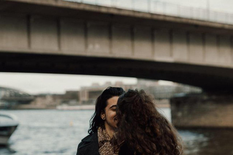 Tour fotografico di Colonia con un fotografo privato