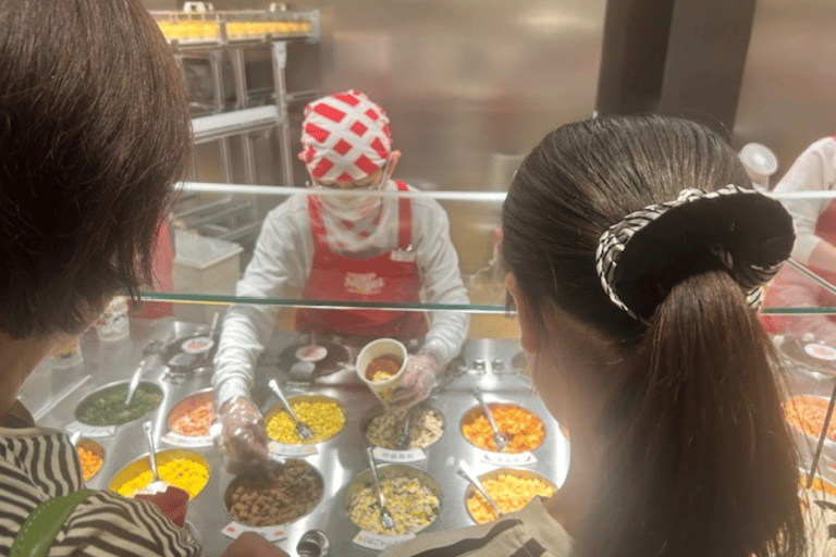 Osaka: Katsuoji Temple & Cup Noodles Museum Experience