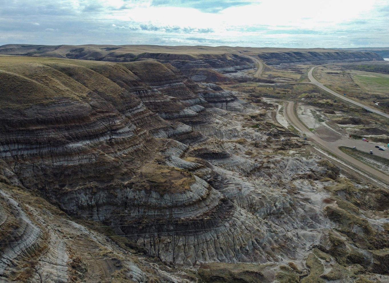 Badlands-tur: Drumheller med museum, hoodoos og dinosaurer
