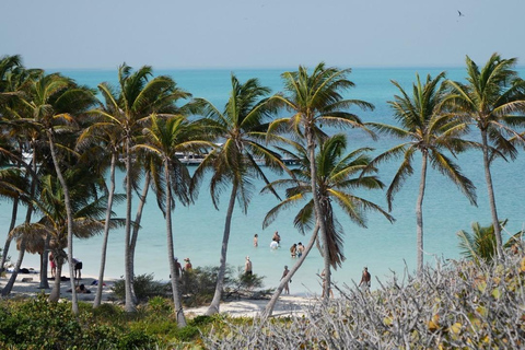 Cancun: Contoy Island & Isla Mujeres with snorkeling and lunch on the beach