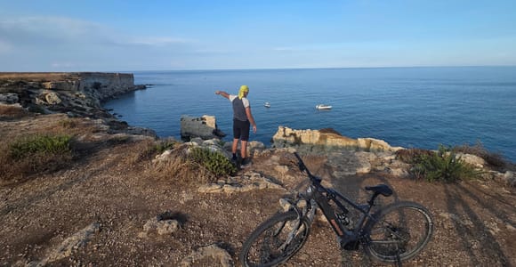 Syracuse: Private E-Mountain Bike Tour Along the Coast/Ortigia with Guide
