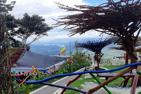 HUILA VIEWPOINTS MANO DEL GIGANTE