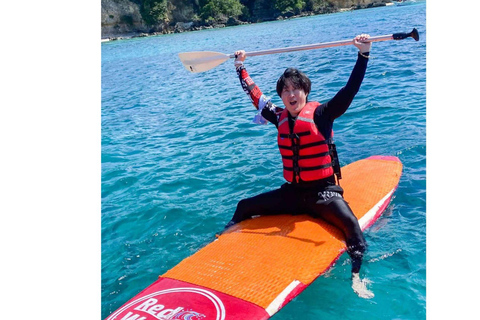 Boracay: Red Wave Island Hopping Tour with Water Activities