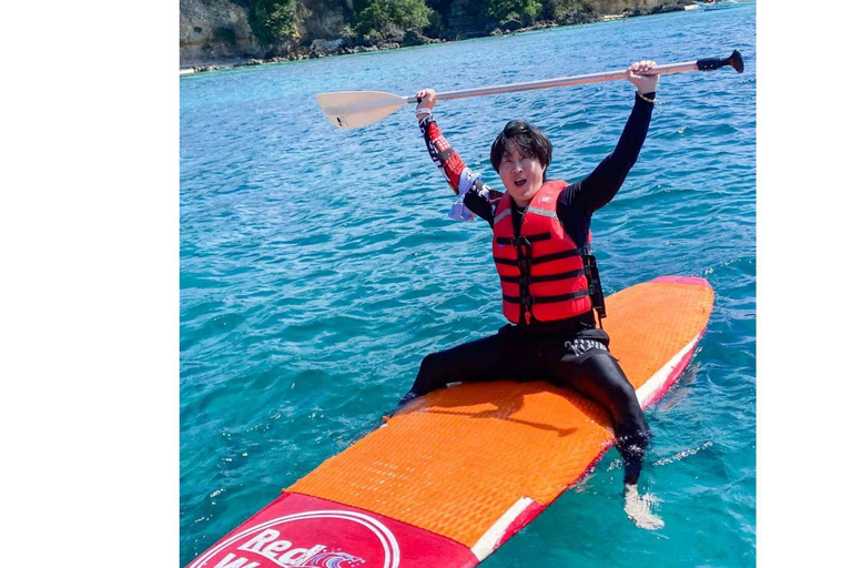Boracay: Red Wave Island Hopping Tour with Water Activities