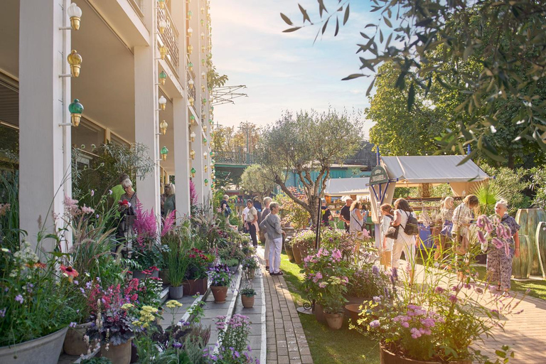 Copenhagen: Tivoli Entry Ticket Garden & Flower Festival