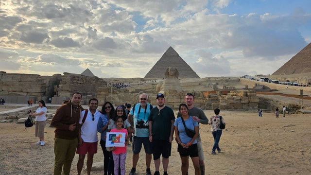 From Hurghada: Pyramids & Museum Small Group Tour by Van