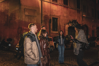 Rome After Dark Walking Tour: Hauntings & History