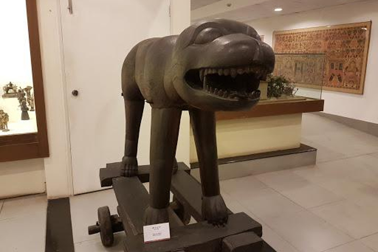 Delhi: National Crafts Museum Walking Tour With Guide & Entrance Tickets