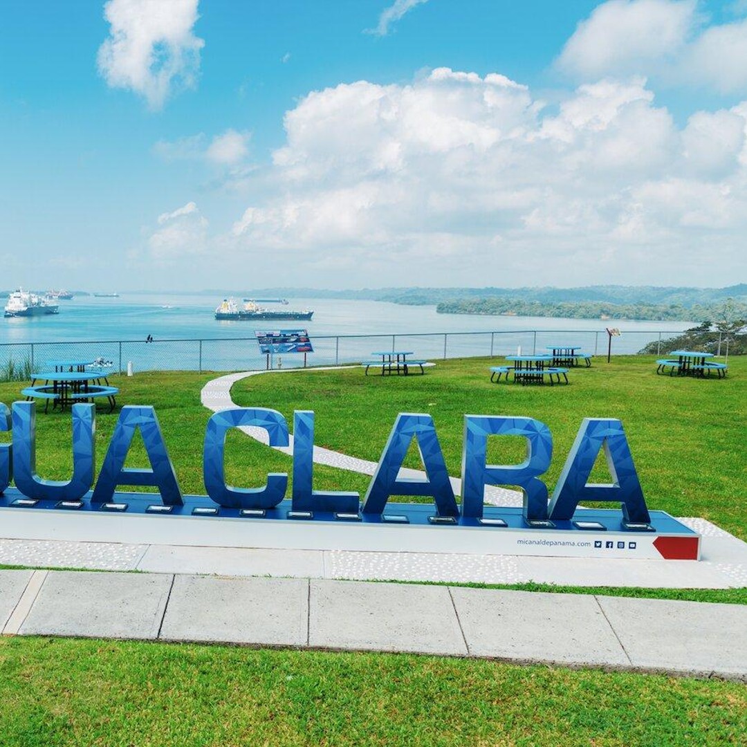 Colagem de mídia