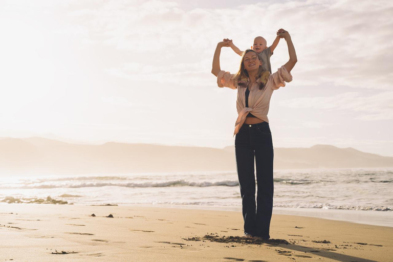 Gran Canaria: Las Palmas - Beach & City Private Photoshoot Super Premium: 75 photos | 90 mins