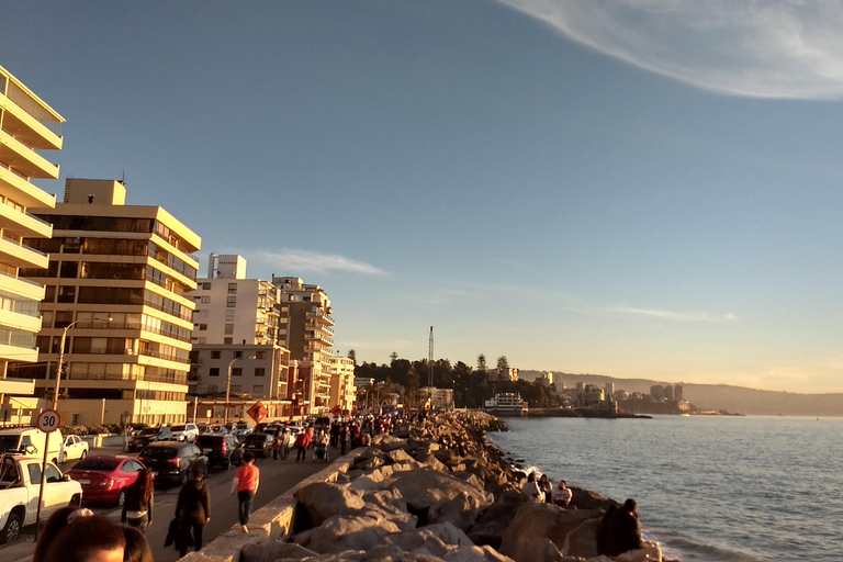 Tour della città sulla costa del Pacifico (3 città in 4 ore)