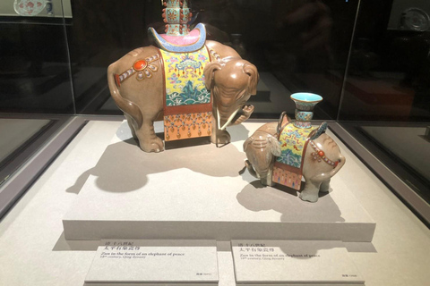 Taipei National Palace Museum Guided Tour(4 languages)