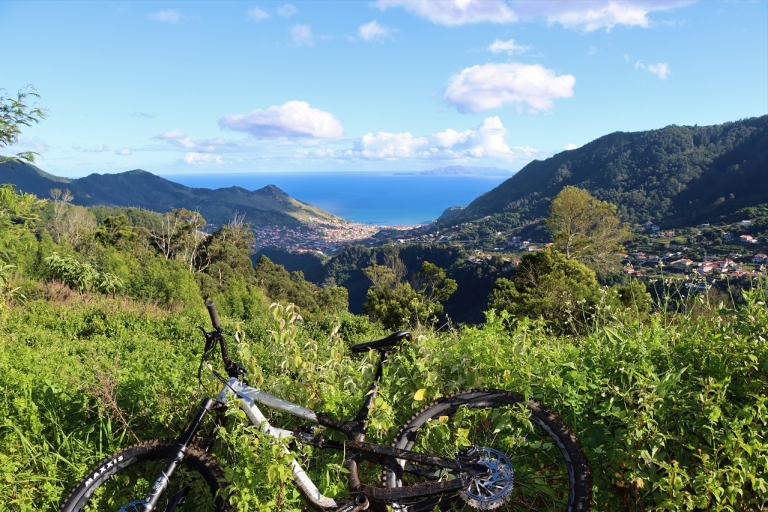 Madeira Cross Country Tour Mountainbike-ErlebnisMadeira Cross Country Tour - Mountainbike-Erlebnis