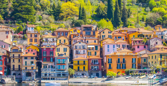 Bellagio: Lake Como Boat Tour with Varenna Stop