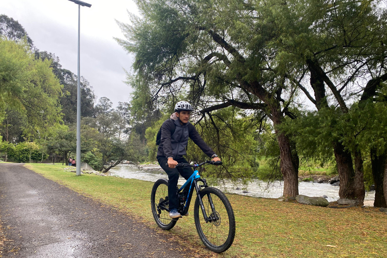 Cuenca by bike: History, Nature, and Snacks. Cuenca by bike: History, Nature, and Aperitifs.