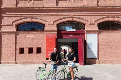 Passeio de bicicleta em Málaga - Delícias de vinho e tapasVinho e tapas - Passeio de bicicleta