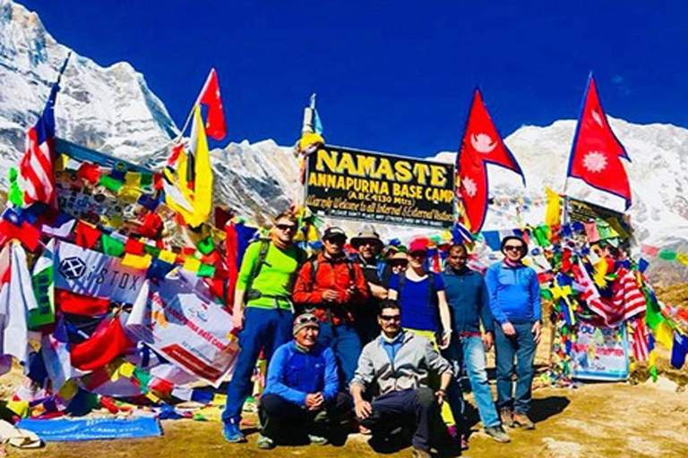 Nepal: Trilha do acampamento base do Annapurna (ABC) saindo de KatmanduNepal: Caminhada pelo acampamento base do Annapurna saindo de Katmandu