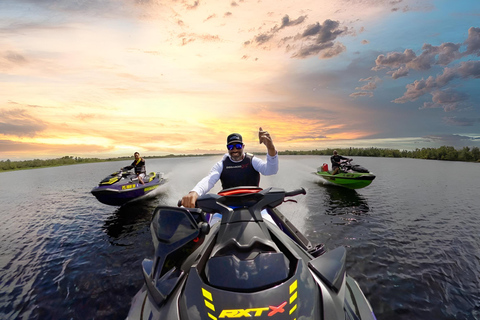 Cannes : Sunrise Jet Ski ride 3h &amp; Gourmet Breakfast