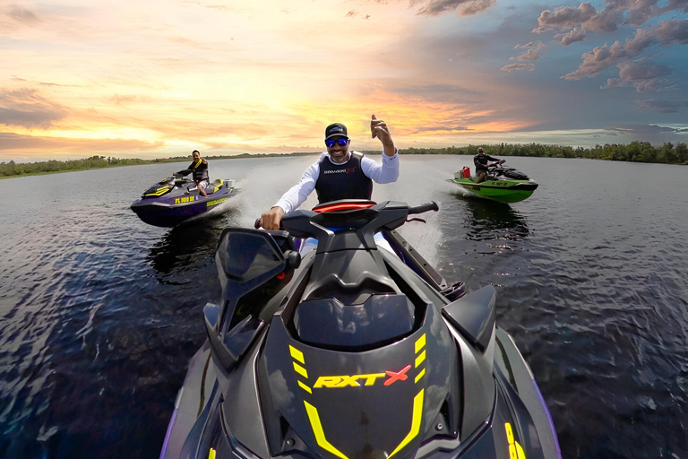 Cannes : Sunrise Jet Ski ride 3h & Gourmet Breakfast