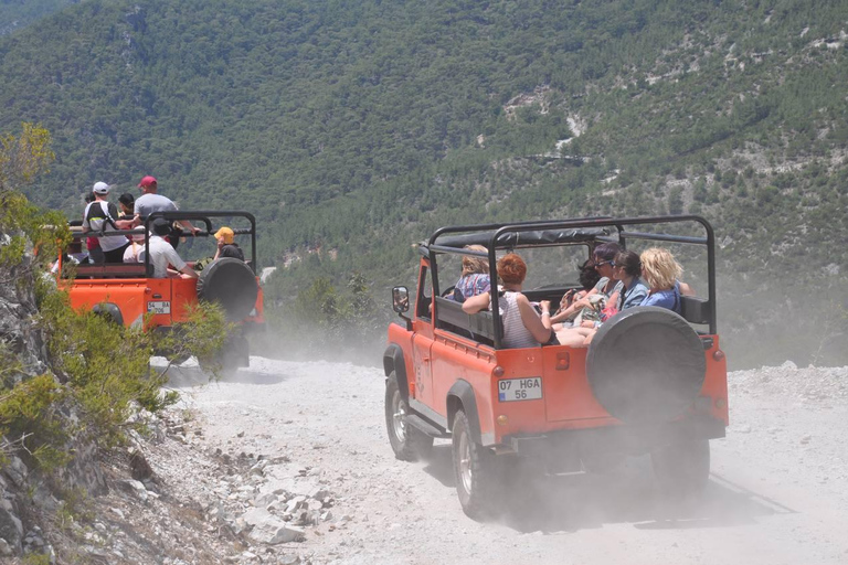 Antalya: Aventura de día completo en Jeep Safari con almuerzo