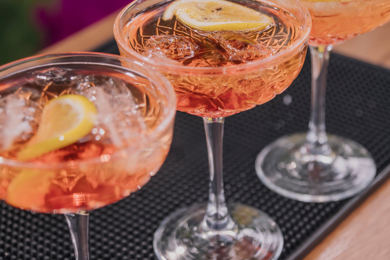 Mexico City: Shake & Taste Room - Cocktail Experience