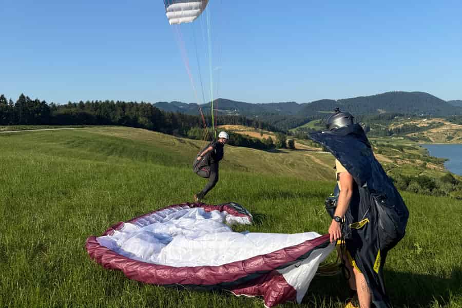Slowenien: 3-stündiger Paragliding-Entdeckungstag mit Kursleiter. Foto: GetYourGuide Slowenien: 3-stündiger Paragliding-Entdeckungstag mit Kursleiter. Foto: GetYourGuide