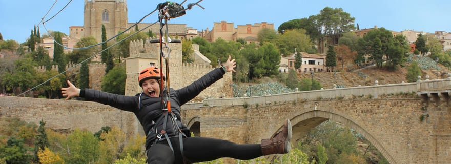 Aventure en tyrolienne avec photo à Tolède au-dessus du Tage
