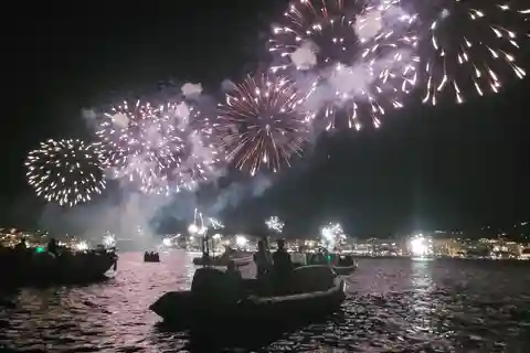 Golfe-Juan/Cannes: Tekneyle havai fişek festivali