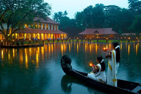 Croisière commentée de nuit en bateau à moteur à Alleppey (Kerala Beauty)