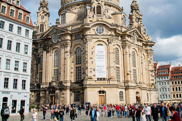 دريسدن: جولة سير خاصة بصحبة مرشد مع خدمة الالتقاء في الفندقدريسدن: جولة لمدة ساعتين مع مرشد خصوصي